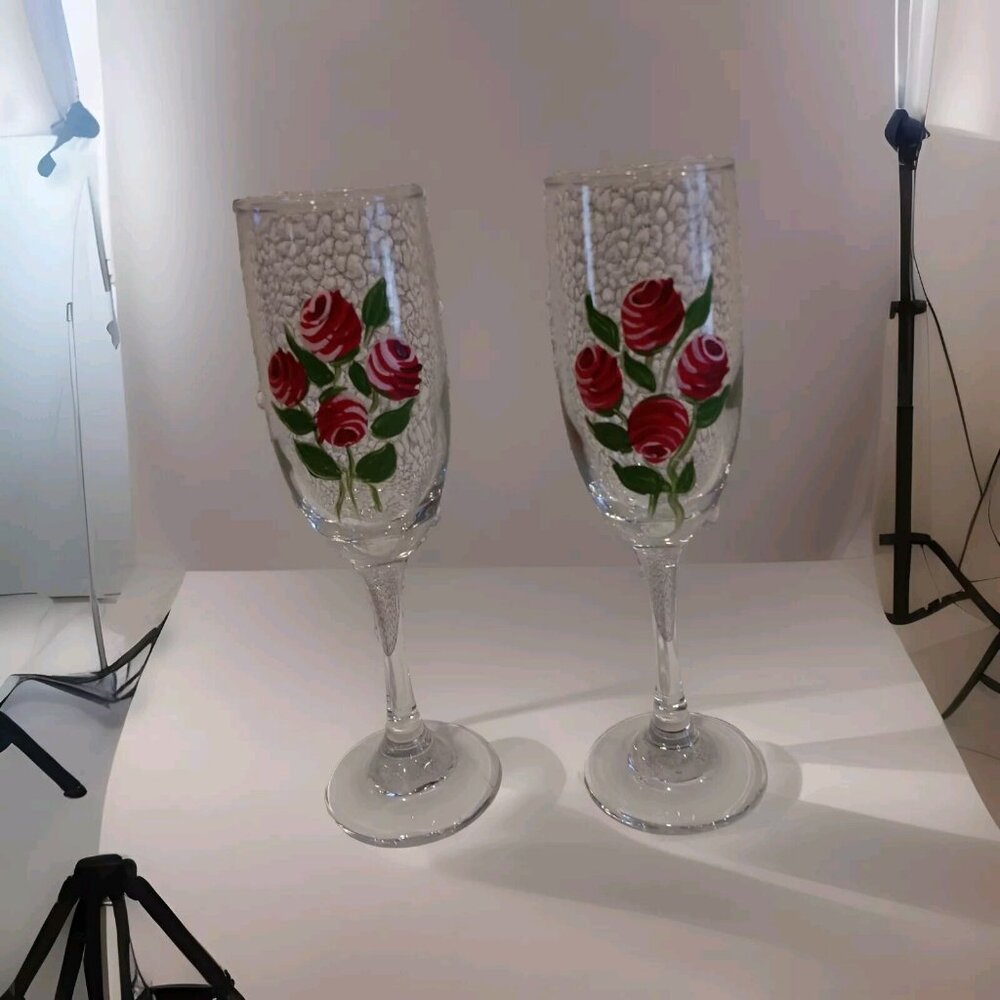 8" Hand Painted Wine Glasses – Roses – Romantic Set of 2 - Picture 4 of 8